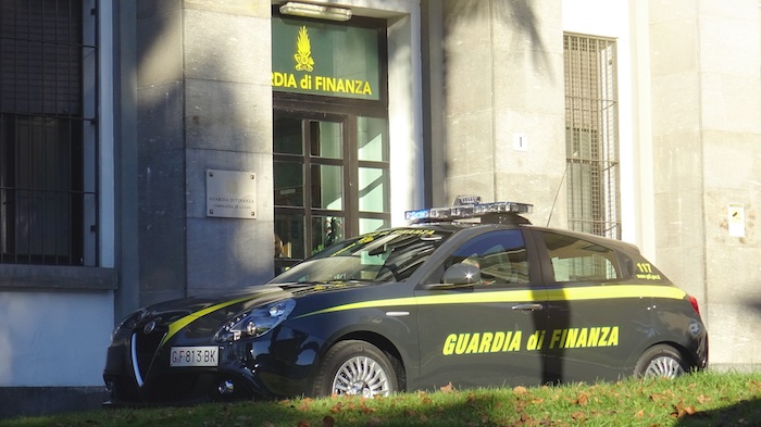 Un tesoro che vale 7 milioni di euro, il maxi-sequestro della Guardia di Finanza di Luino