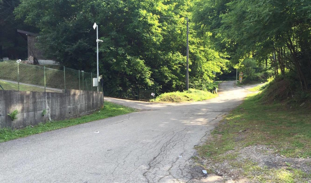Cremenaga: cade dal motorino, 37enne trasportata in ospedale