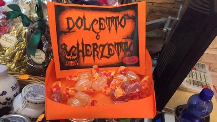 "Dolcetto o scherzetto?", sabato anche Lavena Ponte Tresa si traveste per Halloween