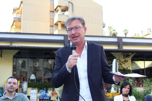 Luino, Pellicini sferra l'attacco: presentata la sua "Nuova Frontiera"