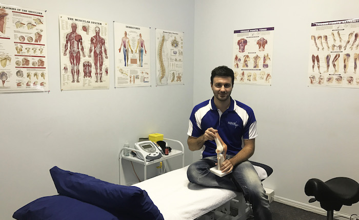"Luinesi all'estero": in Queensland Luca Maremmi fisioterapista in una clinica privata