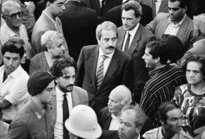 Canicatt, Giovanni Falcone e Pietro Grasso arrivano per partecipare al funerale di Rosario Livatino 1990 © Tony Gentile (Foto © Tony Gentile - agi.it)