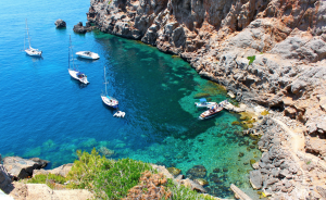 Uno scorcio di Mallorca, l'isola più grande delle Baleari in Spagna (fourcornerscompetition.wordpress.com)