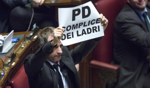 Ecco uno scatto della bagarre alla Camera dei Deputati sul ddl carceri (tempi.it)