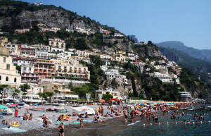 La spiaggia di Positano (foolsjournals.files.wordpress.com)