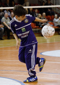 Pietro Tomaselli, con la maglia dell'Anderlecht (twitter.com)