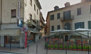 Centro Storico Luino - Via Felice Cavallotti (google.com)
