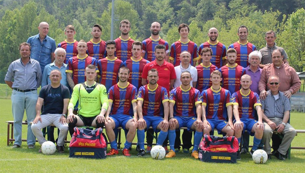 La Prima Squadra del Luino-Maccagno (2015/2016) che ha conquistato la promozione in Prima Categoria