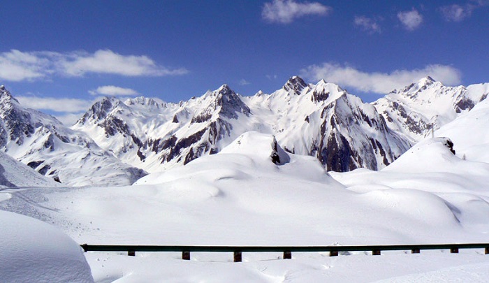 Luino, al via da fine gennaio il corso di sci fuori pista e sci-alpinismo proposto dal CAI