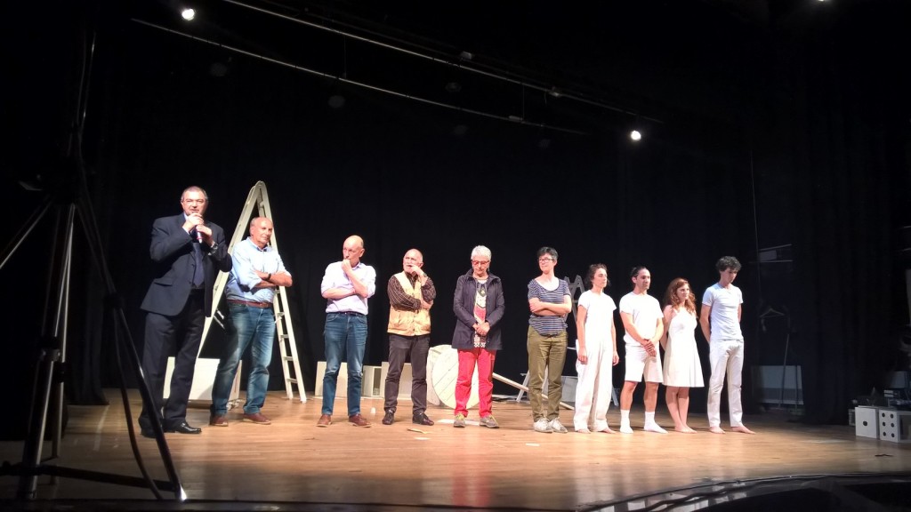 Grande interesse per “Vite vincenti”, storie di gioco d’azzardo patologico, andato in scena ieri a Luino