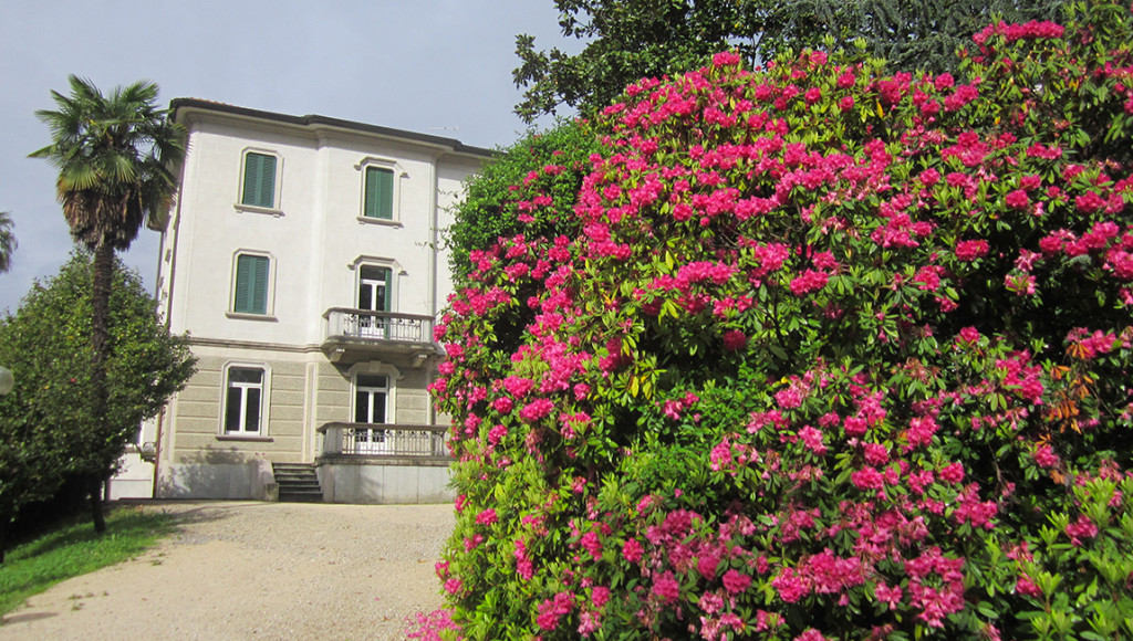 luino-biblioteca-villa hussy