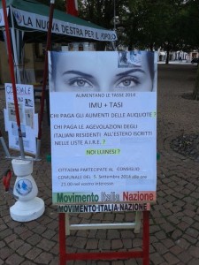 Il gazebo del Movimento Italia Nazione giovedì 4 settembre