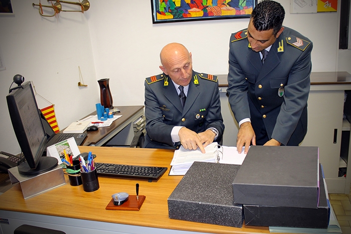 Maxi frode fiscale e riciclaggio per 40mln di euro scoperti nel luinese dalle Fiamme Gialle