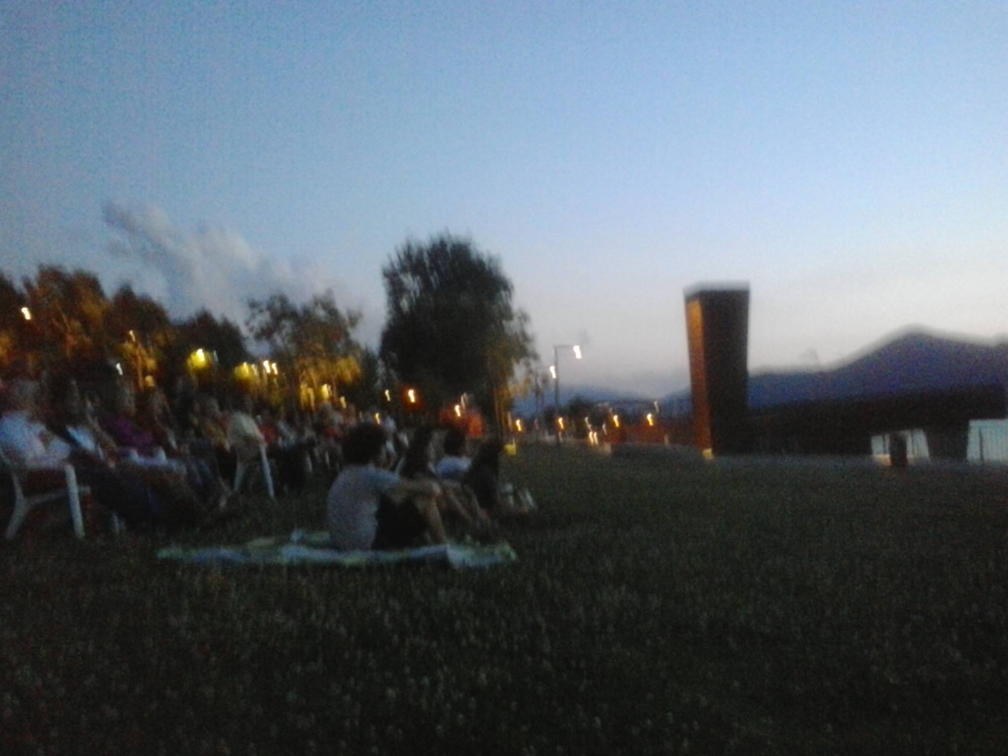 Luino, buona la prima del "Cinema all'aperto". Il prossimo appuntamento giovedì 16 luglio