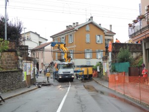 Il ponte ferroviario in via B. Luini (Foto Candido Quatrale)