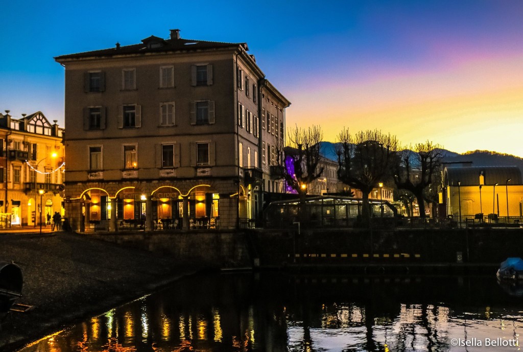 Via della Vittoria, a Luino, nei pressi del Porto Vecchio (Foto © Isella Bellotti)
