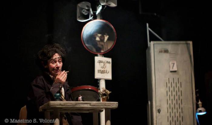 Uno spettacolo poetico e divertente inaugura Passi, la nuova stagione del Teatro Comunale di Cassano Valcuvia