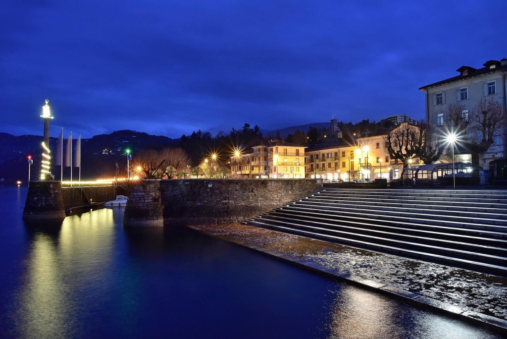 Buongiorno con la foto del giorno di Francesco Muzzopappa dall'Imbarcadero di Luino