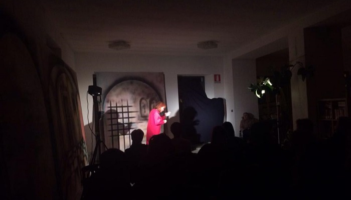 Lavena Ponte Tresa, l'arte della narrazione nel Corso di lettura ad alta voce di Betty Colombo