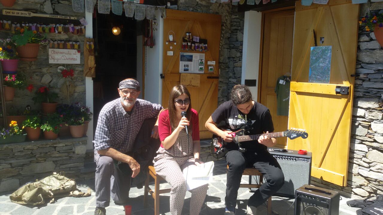 Dumenza, allegria e poesia domenica delizieranno l'Alpe Bovis per una giornata tutta da vivere