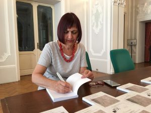 "Mombello - Un'inchiesta teatrale, uno spettacolo, un viaggio"