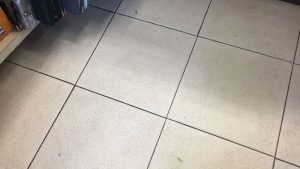 AlpTransit: non solo a Colmegna, crepe anche in alcune case e negozi di via Voldomino a Luino