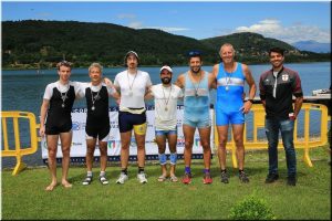 Bene la Canottieri Luino alla regionale giovanile e Master di Corgeno 2x master Pozzi-Corni)
