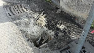 "Rischi continui in via Brughiere per scooter e auto, da ottobre un cantiere aperto"