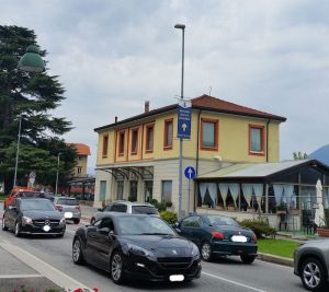 Novità alla circolazione in centro a Luino. Confermato disco orario nel parcheggio "ex Borri"