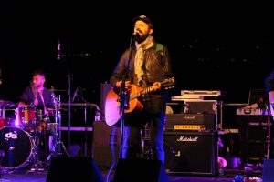 Omar Pedrini e il suo rock conquistano il Parco a Lago di Luino