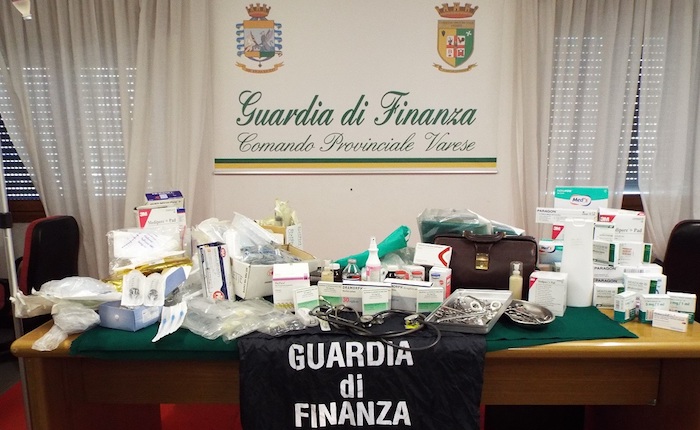Scoperto falso chirurgo estetico in provincia, esercitava tra Lombardia e Piemonte Scoperto falso chirurgo estetico in provincia, esercitava tra Lombardia e Piemonte
