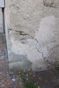 AlpTransit, "Linea sospesa ma a Colmegna aumentano le crepe in Chiesa"