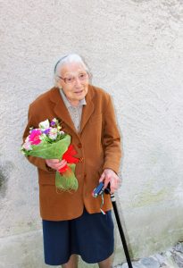 Colmegna è pronta per festeggiare i cent'anni della signora Teresa