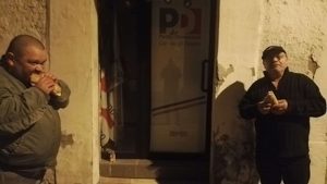 Ius Soli, militanti Forza Nuova mangiano panini contro lo sciopero della fame del PD