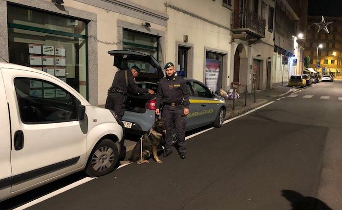 Guardia di Finanza di Varese, arrestato un 49enne per spaccio di cocaina