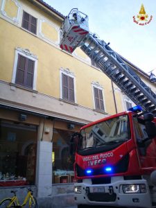 Vento forte: tanti disagi in provincia, da ieri oltre 35 interventi dei Vigili del Fuoco
