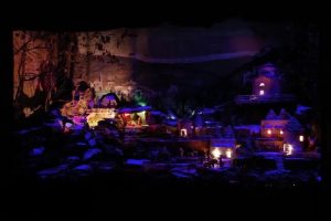 Natale, il fascino di Monteviasco e il suggestivo presepe a chilometro zero