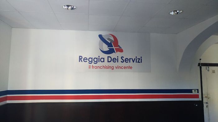 Arriva a Luino 