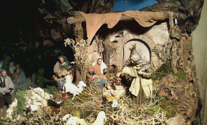 Valganna, inaugurato oggi il presepe di Tiziano e Gianni alla Badia di San Gemolo