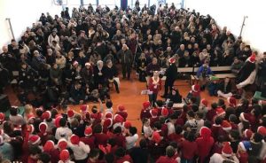 L'allegra festa di Natale dei bimbi delle Scuole Elementari di Creva