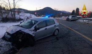 Cugliate Fabiasco, frontale tra due auto