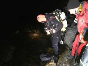 Luino, è di un uomo il cadavere trovato nelle acque del lago