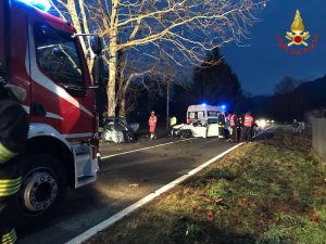 Grave incidente sulla strada del Cucco. Circolazione bloccata, interviene l'elisoccorso