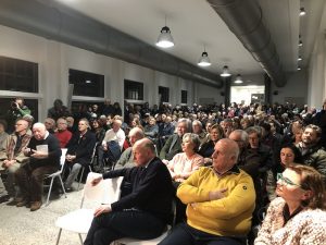 Germignaga, Gori fa il pienone: “Defiscalizzare aree di confine, puntando su innovazione e formazione”