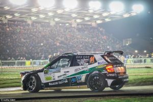 Al via il Rally dei Laghi, Miele e il luinese Mometti davanti a tutti all'Ippodromo