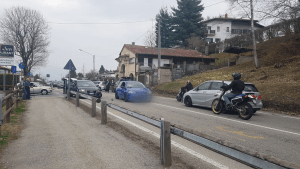 Incidente tra auto a Marchirolo sulla statale