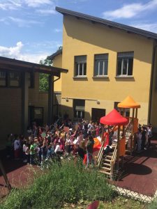 Luino, grande successo per la festa delle scuole elementari delle Motte