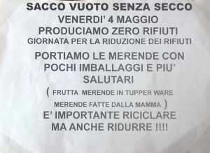 Luino, i bambini danno l'esempio per la raccolta differenziata