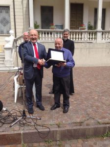 A Cuveglio una bella festa per i vent'anni del centro anziani "Primavera"