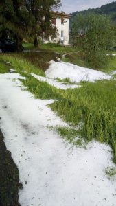 Crollata la strada tra Cremenaga e Biviglione. Si contano i danni anche a Germignaga